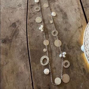 Silpada retired silver/pearl necklace
